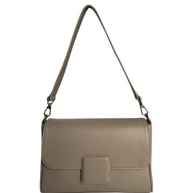 Camelia Taupe